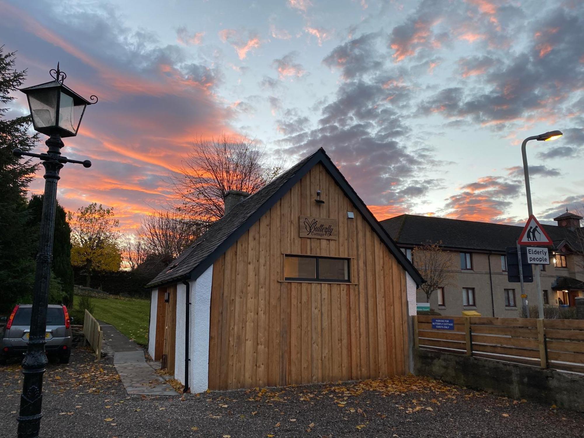 Garden Park Guest House Grantown-on-Spey Exterior photo